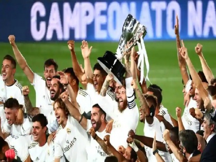 Real Madrid clinch 34th La Liga title to extend record | रियाल मैड्रिड ने 34वीं बार जमाया ला लीगा के खिताब पर कब्जा, रिकॉर्ड को किया और बेहतर