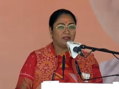 Rekha Gupta Delhi CM live charge CM says mission Viksit Delhi fulfil promises At 5 PM go to Yamuna Ghat aarti cabinet meeting will be held at 7 PM see video | Rekha Gupta Delhi CM: पदभार संभालने के बाद क्या बोलीं दिल्ली की नई सीएम रेखा गुप्ता, देखें वीडियो