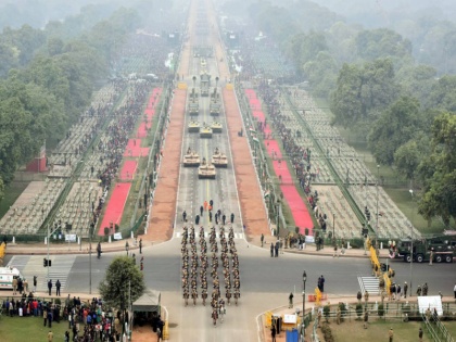 Republic Day parade 2023, only 'Made in India' weapons on displayed | गणतंत्र दिवस परेड में पहली बार इस साल सिर्फ 'मेड इन इंडिया' हथियारों का होगा प्रदर्शन, क्या कुछ होगा और खास...जानें डिटेल