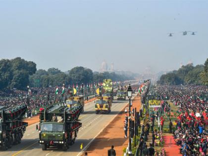 covid-19 epidemic Republic Day parade shorter 3.3 km and only 25000 spectators Delhi presence reduced guidelines | कोविड-19 महामारीः छोटी होगी गणतंत्र दिवस की परेड, 3.3 किमी और सिर्फ 25000 दर्शक, जानिए गाइडलाइन covid-19 epidemic Republic Day parade shorter 3.3 km and only 25000 spectators Delhi presence reduced guidelines | कोविड-19 महामारीः छोटी होगी गणतंत्र दिवस की परेड, 3.3 किमी और सिर्फ 25000 दर्शक, जानिए गाइडलाइन