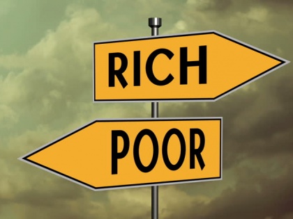 Blog Increasing poverty-wealth gap in the country is not good | ब्लॉगः देश में गरीबी-अमीरी की खाई बढ़ना ठीक नहीं, देश के 70 करोड़ लोगों की कुल संपत्ति 21 अरबपतियों से भी कम