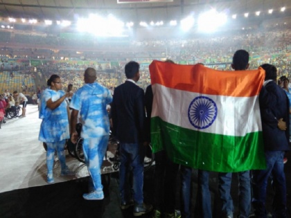indian women athlete to wear blazer and trouser in commonweath games | कॉमनवेल्थ गेम्स में साड़ी नहीं इस ड्रेस में भारतीय महिला एथलीट आएंगी नजर