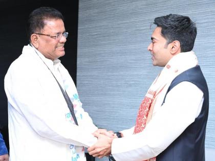 assam Congress leader Ripun Bora resignation Joins Trinamool Congress in Kolkata party leaders fighting each other instead of countering BJP | असम: पूर्व सासंद बोरा ने कांग्रेस से दिया इस्तीफा, TMC में शामिल, कहा-भाजपा का मुकाबला करने के बजाय आपस में लड़ रहे...