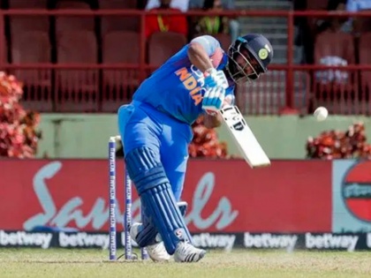 India vs South Africa: Rishabh Pant fails again during 2nd T20, gets trolled on social media | IND vs SA: ऋषभ पंत फिर हुए फ्लॉप, फैंस ने जमकर किया ट्रोल, उठी, 'धोनी को लाने की मांग'