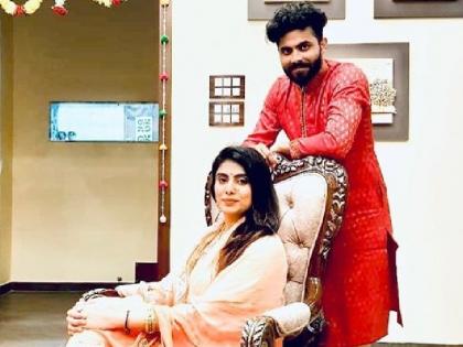 Ravindra Jadeja wife Rivaba Jadeja became minister took charge of this post in the Gujarat cabinet | Gujarat Minister Rivaba Jadeja: रविंद्र जडेजा की पत्नी रिवाबा जडेजा बनीं मंत्री, गुजरात कैबिनेट में इस पद की संभाली जिम्मेदारी Ravindra Jadeja wife Rivaba Jadeja became minister took charge of this post in the Gujarat cabinet | Gujarat Minister Rivaba Jadeja: रविंद्र जडेजा की पत्नी रिवाबा जडेजा बनीं मंत्री, गुजरात कैबिनेट में इस पद की संभाली जिम्मेदारी