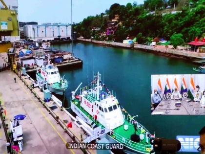 India s strength increased at sea three new ships deployed near Goa Rajnath Singh flagged off through video conferencing | समुद्र में बढ़ी भारत की ताकत, गोवा के पास तैनात की गईं तीन नई शिप, वीडियो कान्फ्रेंसिंग के जरिए राजनाथ सिंह ने दिखाई हरी झंडी