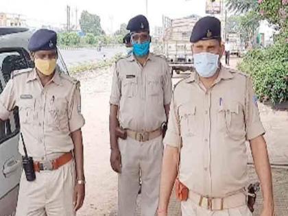 Ranchi Police releases poster to prevent instances of mob lynching | मॉब लिंचिंग के खिलाफ पुलिस ने जारी किया पोस्टर, लोगों से की ये खास अपील