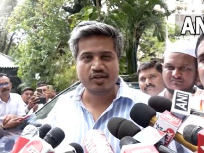 NCP Crisis Rohit Pawar's big claim amid infighting in NCP said Lok Sabha elections and assembly elections in Maharashtra can be held in December | NCP Crisis: एनसीपी में आपसी कलह के बीच रोहित पवार का बड़ा दावा, बोले- "दिसंबर में हो सकते हैं लोकसभा चुनाव..."