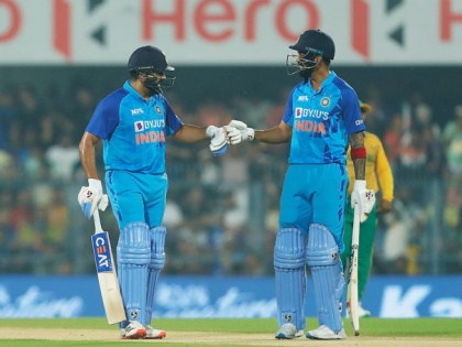 IND vs SA 2nd T20I 15 Rohit Sharma KL Rahul 14 Babar Azam - Mohd Rizwan Most 50+ partnerships in T20Is see video | IND vs SA 2nd T20I: रोहित और राहुल की जोड़ी दुनिया में नंबर एक, बाबर और रिजवान से आगे, टी20 में 15 बार 50+ साझेदारियां