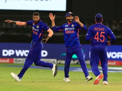 India vs Hong Kong Asia Cup 2022 Team India's eyes Super Four Rohit Sharma changes timing match 7-30, India given competition in 2018 | India vs Hong Kong Asia Cup 2022: सुपर फोर पर टीम इंडिया की नजर, 2018 में भारत को हांगकांग ने दिया था टक्कर, जानें मैच का समय