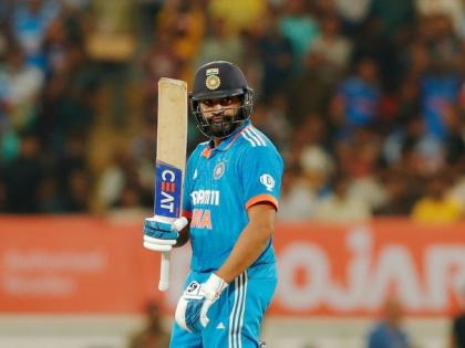 IND vs AUS Rajkot ODI Batters 550 sixes in international cricket 553 Chris Gayle 551 Rohit Sharma Glenn Maxwell Player of the Match Shubman Gill SERIES | IND vs AUS Rajkot ODI: अंतरराष्ट्रीय क्रिकेट में 550 छक्के लगाने वाले बल्लेबाज, गेल से केवल दो छक्के पीछे रोहित, देखें आंकड़े