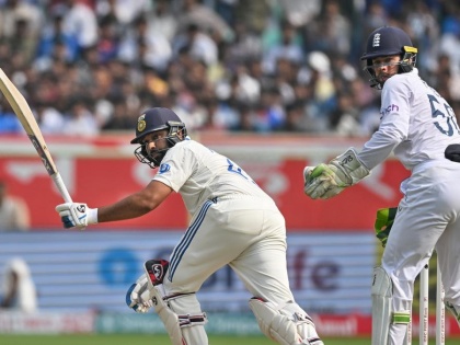 India vs England Live Score 2nd Test Day 1 Updates Debutant Bashir removes Rohit Sharma Oldest players to feature in a Test in India 45y 300d John Traicos 44y 102d Amir Elahi 42y 100d Harry Elliot 41y 300d Vinoo Mankad 41y 187d James Anderson | India vs England Live Score 2nd Test Day 1: पाकिस्तानी मूल के ऑफ स्पिनर बशीर ने रोहित को किया आउट, यहां देखें भारत में टेस्ट खेलने वाले सबसे उम्रदराज खिलाड़ी
