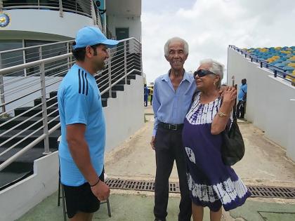 India vs West Indies 2023 Team India rohit sharma virat kohli rahul dravid meet greatest Sir Garfield Sobers see video | India vs West Indies 2023: रोहित, कोहली, गिल, अश्विन और द्रविड़ ने 86 वर्षीय सर गारफील्ड सोबर्स से मुलाकात की, देखें वीडियो