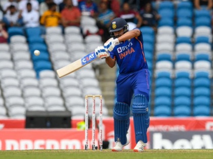 IND vs WI T20 Rohit Sharma overtakes Martin Guptill virat kohli become leading run-scorer in T20 Internationals 68-run win India 1-0 up five-match series | IND vs WI T20: टी20 अंतरराष्ट्रीय में सबसे ज्यादा रन बनाने वाले बल्लेबाज रोहित, गुप्टिल और कोहली पीछे, देखें आंकड़े