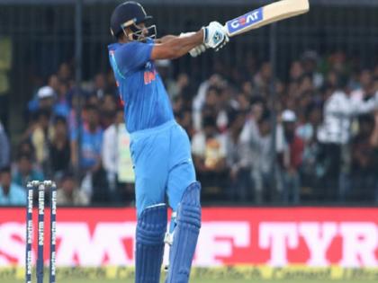 india vs south africa 2nd t20 rohit sharma duck and twitter reaction | Ind Vs SA 2nd T20: रोहित शर्मा शून्य पर हुए आउट, ट्विटर पर ऐसे उड़ा मजाक