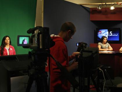 Questions raised role news channels People Mamdout Hitar village decided not watch TV news channels blog vijay vidrohi | न्यूज चैनलों की भूमिका पर उठते सवाल?, ममदौट हिताड़ गांव के लोगों ने टीवी न्यूज चैनल नहीं देखने का किया फैसला