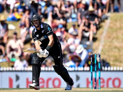 new zealand beat sri lanka by 115 runs in 3rd odi as ross taylor and nicholls hits century | NZ Vs SL: टेलर और हेनरी के शतक से न्यूजीलैंड की तीसरे वनडे में बड़ी जीत, श्रीलंका का सूपड़ा साफ