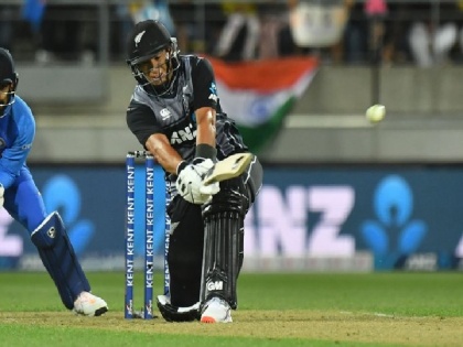 India vs New Zealand: New Zealand whitewash India, Henry Nicholls win man of the match, Ross Taylor becomes man of the series | IND vs NZ: न्यूजीलैंड ने किया भारत का वाइटवॉश, जानिए कौन बना मैन ऑफ मैच, किसे मिला मैन ऑफ सीरीज अवॉर्ड