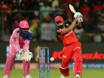 IPL 2021 Royal Challengers Bangalore vs Rajasthan Royals match 16 Virat Kohli Sanju Samson toss win | IPL 2021: विराट ने जीता टॉस, सामने संजू सैमसन, एबी डिविलियर्स और जोस बटलर करेंगे धमाका, जानें प्लेइंग इलेवन