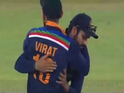 India Vs England Virat Kohli Hugs Rohit Sharma video goes viral on social media | IND vs ENG: धमाकेदार जीत हासिल करने के बाद विराट कोहली ने रोहित शर्मा को लगाया गले, वीडियो देख खुशी से झूम उठे फैंस