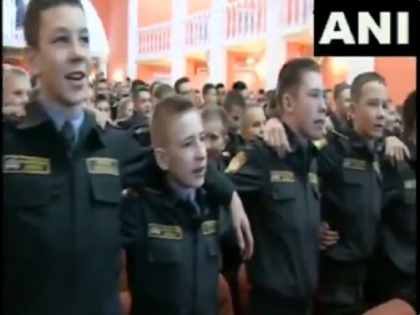 Russian military cadets sing- "Ae watan, Humko Teri Kasam," song Video goes viral | जब रूसी सेना के जवान गाने लगे, 'ऐ-वतन, ऐ-वतन हमको तेरी कसम', वायरल हो गया वीडियो 