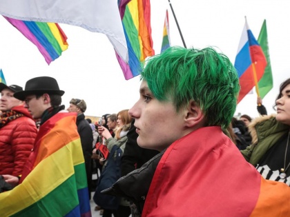 Russian Constitution Change Ends Hopes for Same-Sex Marriage | रूस के संविधान में बदलावः समलैंगिक शादियां करने वाले जोड़ों की उम्मीद खत्म, जानिए मामला