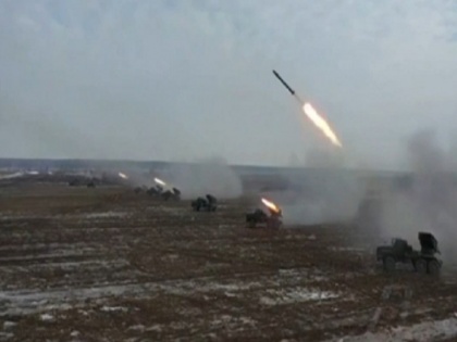 Blasts rock Ukraine as Russia launches over 100 missiles in waves | Russia Ukraine War: रूस ने यूक्रेन पर 100 से अधिक मिलाइलें दागीं, पूरे देश में मचा हाहाकार