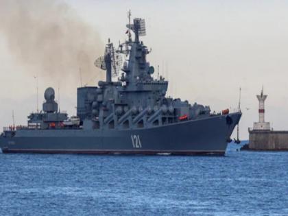 Russia warship in Black Sea badly damaged after explosion, Ukraine claimed it has destroyed | रूस को बड़ा झटका, ब्लैक सी में तैनात युद्धपोत धमाके के बाद तबाह, यूक्रेन ने किया मिसाइल हमले का दावा