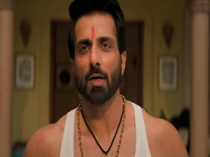 Bollywood actor Sonu Sood reply gorakhpur student about his home | बीमार मां से मिलने घर जाना चाहता है मुंबई में फंसा हुआ यह स्टूडेंट, सोनू सूद से लगाई मदद की गुहार तो मिला यह जवाब