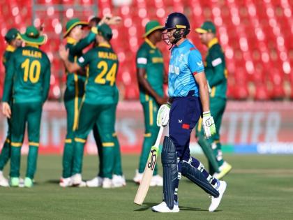 SA vs ENG CT 2025 South Africa reached the semi-finals after bundling out England for 179 runs, Afghanistan's hopes also dashed | SA vs ENG: इंग्लैंड को 179 रनों पर समेटकर दक्षिण अफ्रीका सेमीफाइनल में पहुंचा, अफगानिस्तान की भी टूटी उम्मीदें