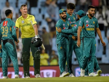 Pakistan end South Africa tour on positive note with win in 3rd T20 by 27 runs | SA vs PAK: पाकिस्तान ने दक्षिण अफ्रीका को तीसरे टी20 में हराया, इन दो गेंदबाजों ने जीत में निभाई अहम भूमिका