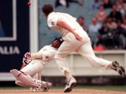 Sachin Tendulkar reveals interesting Glenn McGrath anecdote from 1999 Adelaide test | सचिन ने बयां किया 1999 में ग्लेन मैक्ग्रा से हुई रोचक भिड़ंत का किस्सा, कैसे स्टार गेंदबाज के खिलाफ किया था 'पलटवार'