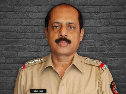 Police officer Sachin Waze suspended Addl CP Special Branch Mumbai arrested by NIA Mukesh Ambani's house | एंटीलिया केसः मुंबई पुलिस अधिकारी सचिन वाजे निलंबित, 25 मार्च तक NIA हिरासत में Police officer Sachin Waze suspended Addl CP Special Branch Mumbai arrested by NIA Mukesh Ambani's house | एंटीलिया केसः मुंबई पुलिस अधिकारी सचिन वाजे निलंबित, 25 मार्च तक NIA हिरासत में