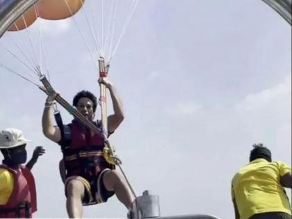 Sachin Tendulkar video of parasailing trip delights fans | 24 घंटे में 30 लाख से ज्यादा बार देखा गया सचिन तेंदुलकर का यह वीडियो, जानिए आखिर क्यों हो रहा है वायरल