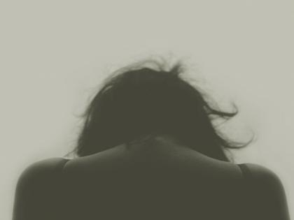 Bihar: Man bribes police rs 500 for making physical relation in Train Toilet, Minor girl gets pregnant in custody | बिहार: पुलिस को 500 रु. देकर ट्रेन के टॉयलेट बनाया शारीरिक संबंध, कस्टडी में नाबालिग हुई गर्भवती Bihar: Man bribes police rs 500 for making physical relation in Train Toilet, Minor girl gets pregnant in custody | बिहार: पुलिस को 500 रु. देकर ट्रेन के टॉयलेट बनाया शारीरिक संबंध, कस्टडी में नाबालिग हुई गर्भवती