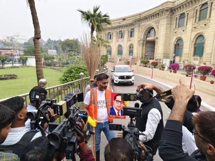 UP News SP MLA Atul Pradhan alleges Yogi government is not doing justice to sanitation workers | UP: सपा विधायक अतुल प्रधान का आरोप सफाई कर्मियों के साथ न्याय नहीं कर रही योगी सरकार