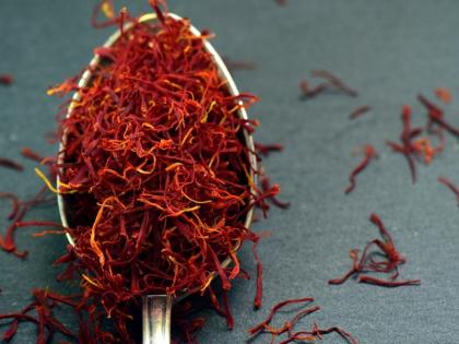 Kashmir Farmers worried about saffron seeds going out state now government woken up | केसर बीज प्रदेश से बाहर जाने पर किसान चिंतित, अब जागी सरकार