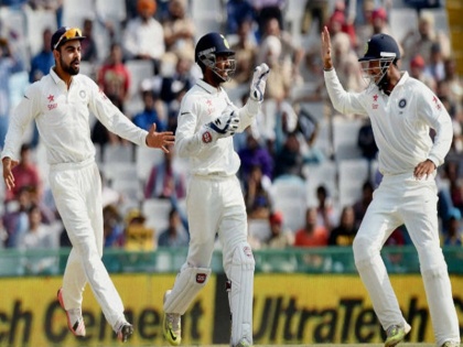 Big relief for Team India Wriddhiman Saha tests negative to join India squad in Mumbai | वर्ल्‍ड टेस्‍ट चैंपियनशिप से पहले भारतीय टीम को मिली बड़ी खुशखबरी, फिट हुआ ये भारतीय खिलाड़ी