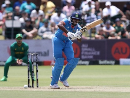 IND vs SA Score 2nd ODI Sai Sudharsan Gets His Second Half-ton on the Trot back to back fifties  | IND vs SA Score 2nd ODI: बैक टू बैक फिफ्टी, सुदर्शन ने किया कमाल, पहले और दूसरे मैच में ठोके अर्धशतक