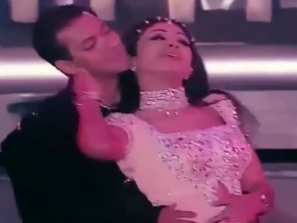 salman khan dance with shilpa shetty on aishwarya rai movie song viral | जब ऐश्वर्या राय के गाने पर सलमान खान ने किया शिल्पा शेट्टी संग रोमांस, फैंस के बीच वायरल भाइजान का वीडियो