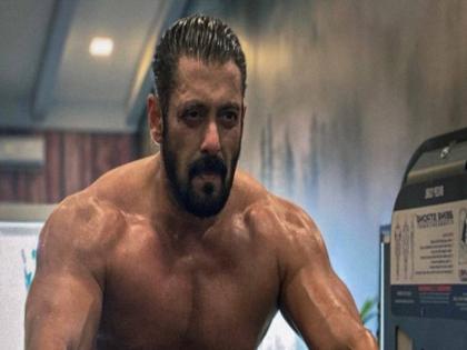 salman khan films radhe : your most wanted bhai might be postponed to next eid 2022 due to covid cases and lockdown | सलमान खान की फिल्म 'राधे' की रिलीज पर फिर कोरोना साया, नहीं तो अगली ईद पर रिलीज... salman khan films radhe : your most wanted bhai might be postponed to next eid 2022 due to covid cases and lockdown | सलमान खान की फिल्म 'राधे' की रिलीज पर फिर कोरोना साया, नहीं तो अगली ईद पर रिलीज...