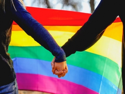 same sex couples seeking to legalise their marriage | फिर उठी समलैंगिक विवाह को सही ठहराने की मांग, हाईकोर्ट ने कहा यह नागरिक के अधिकार का मामला