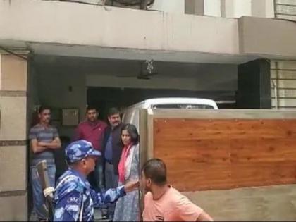 Bihar Industries Minister Sameer Mahaseth close relatives Income Tax Department raided found many investment documents patna rjd jdu | बिहार के उद्योग मंत्री महासेठ के करीबियों के यहां आयकर विभाग ने की छापेमारी, निवेश के कई कागजात मिले, जानें पूरा मामला