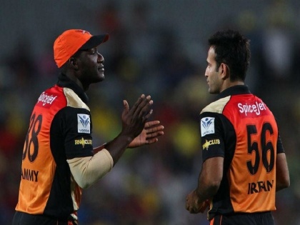 Darren Sammy ‘pleased’ after getting a call from one of his ex-Sunrisers Hyderabad teammates | डेरेन सैमी को 'कालू' बुलाने वाले सनराइजर्स के उनके एक साथी ने की बात, कैरेबियाई क्रिकेटर ने माफी की मांग वापस ली