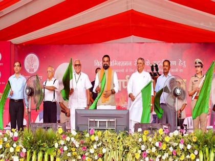 Bihar Chief Minister Samrat Chaudhary has appealed to industrialists to return to Bihar and set up industries within the state | बिहार के मुख्यमंत्री सम्राट चौधरी ने की उद्योगपतियों को बिहार वापस आने और प्रदेश में ही उद्योग लगाने की अपील Bihar Chief Minister Samrat Chaudhary has appealed to industrialists to return to Bihar and set up industries within the state | बिहार के मुख्यमंत्री सम्राट चौधरी ने की उद्योगपतियों को बिहार वापस आने और प्रदेश में ही उद्योग लगाने की अपील
