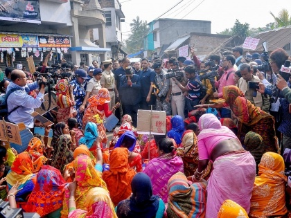 Calcutta High Court Orders CBI Probe Into Sandeshkhali Rape Land Grab Allegations report on illegal conversion of agricultural land for pisciculture | Sandeshkhali Case: संदेशखालि केस की जांच सीबीआई करेगी, ममता सरकार को झटका, कोलकाता उच्च न्यायालय ने दिया आदेश