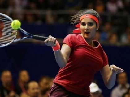 Sania and Ankita pair lost in the first round | टोक्यो ओलंपिक: टेनिस में सानिया मिर्जा और अंकिता की युगल जोड़ी बाहर, नंबर एक खिलाड़ी भी उलटफेर की शिकार