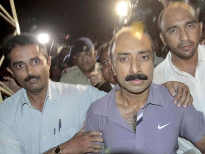 Former IPS Officer Sanjiv Bhatt Sentenced To Life Imprisonment In 30 Year Old Custodial Death Case | 30 साल पुराना वह मामला जिसमें बर्खास्त IPS अधिकारी संजीव भट्ट को मिली उम्रकैद की सजा, यहां पढ़ें
