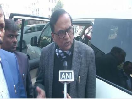 Requested Governor to release innocent people arrested during CAA protests says BSP | BSP नेता यूपी की राज्यपाल आंनदीबेन से मिले, कहा- CAA प्रदर्शन में गिरफ्तार निर्दोश लोगों को छोड़ा जाए