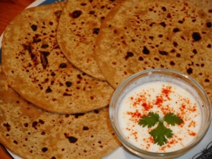 how to make a sttu ka parataha recipe in hindi | सुबह के नाश्ते में बनाएं हेल्दी और टेस्टी सत्तू का पराठा